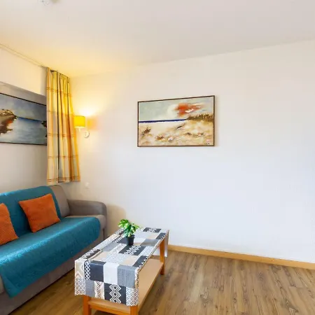 Апартаменты Les Platanes-4 By Interhome *