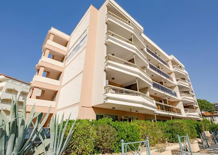 Apartmán Les Platanes-4 By Interhome